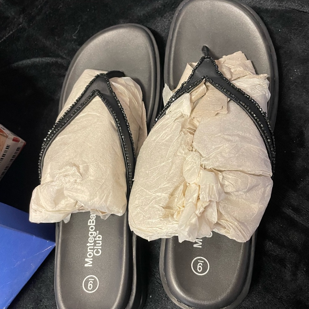 Montego Bay Club Black Women's Sandals
